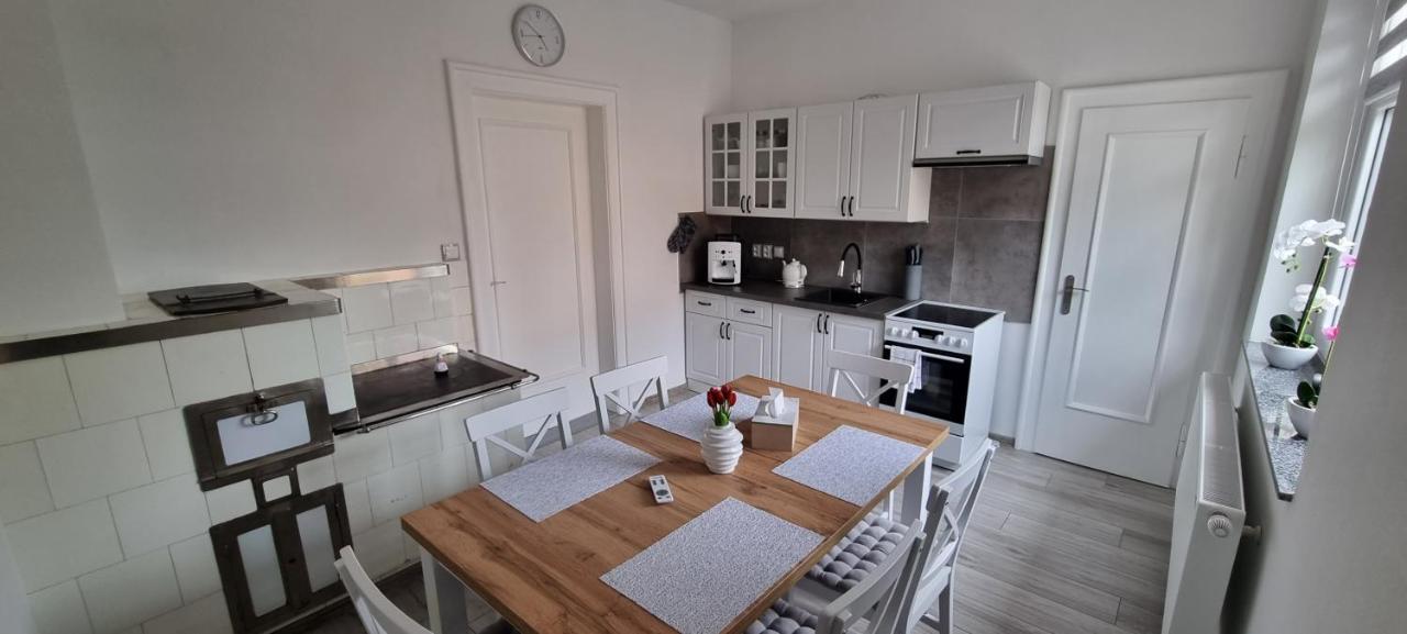 Vila Verka Krásná Lípa Exteriör bild